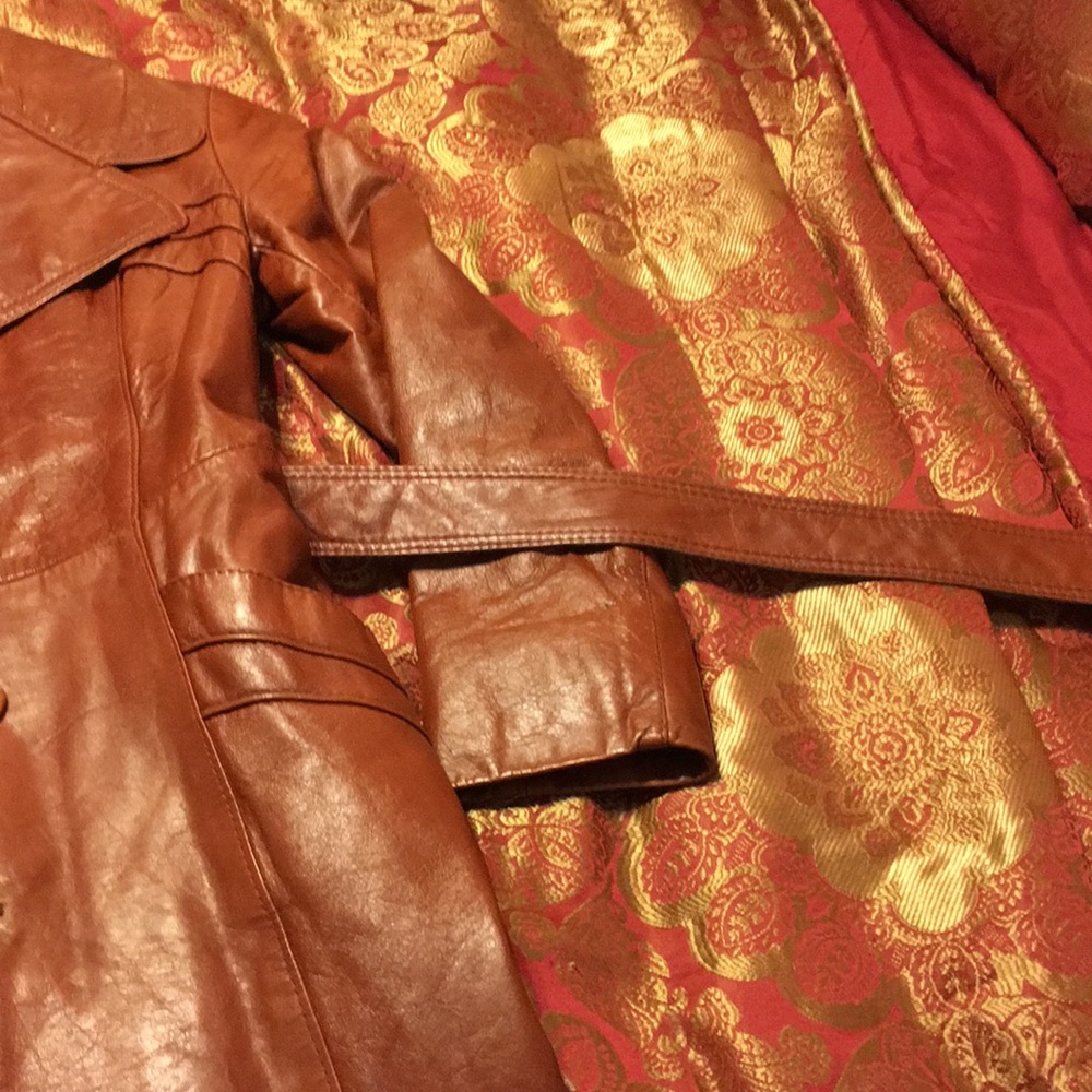 Trench coat - Picture 8 of 8